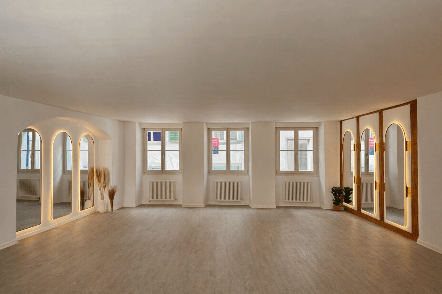 Wide view of Align by Frankie Studio